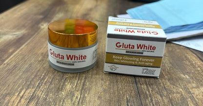 Gluta White Extreme Stronger Light Up And Anti-aging Day & Night Cream